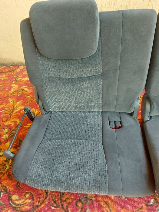 Сидения трети рияд