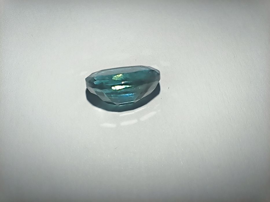 Vând Smarald Natural 4.98 ct Zambia  Piatră Prețioasă