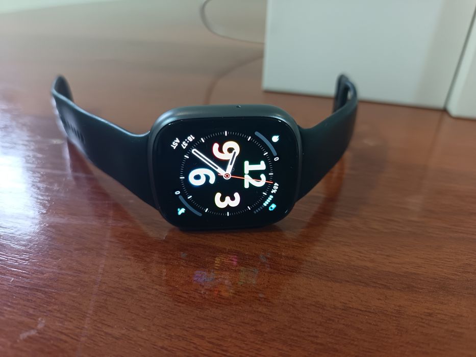 Смарт часы HONOR watch 4