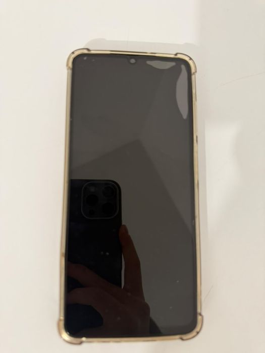 Продам Samsung Galaxy A06 4/64 ГБ.