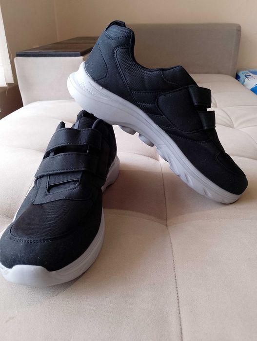 Нови мъжки маратонки