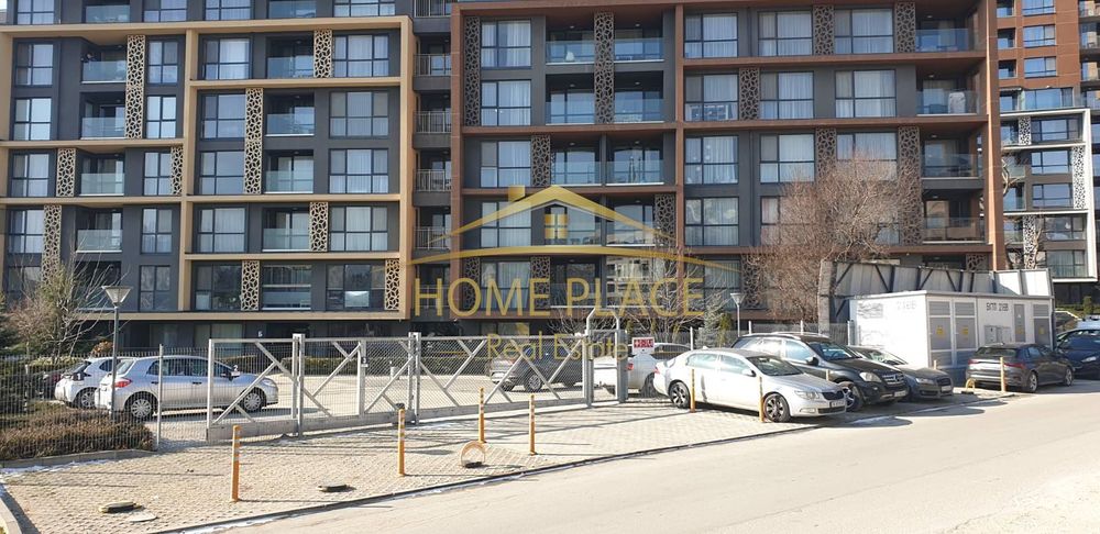 Външно паркомясто за продажба в к-с "Панорама парк" в кв. Бриз