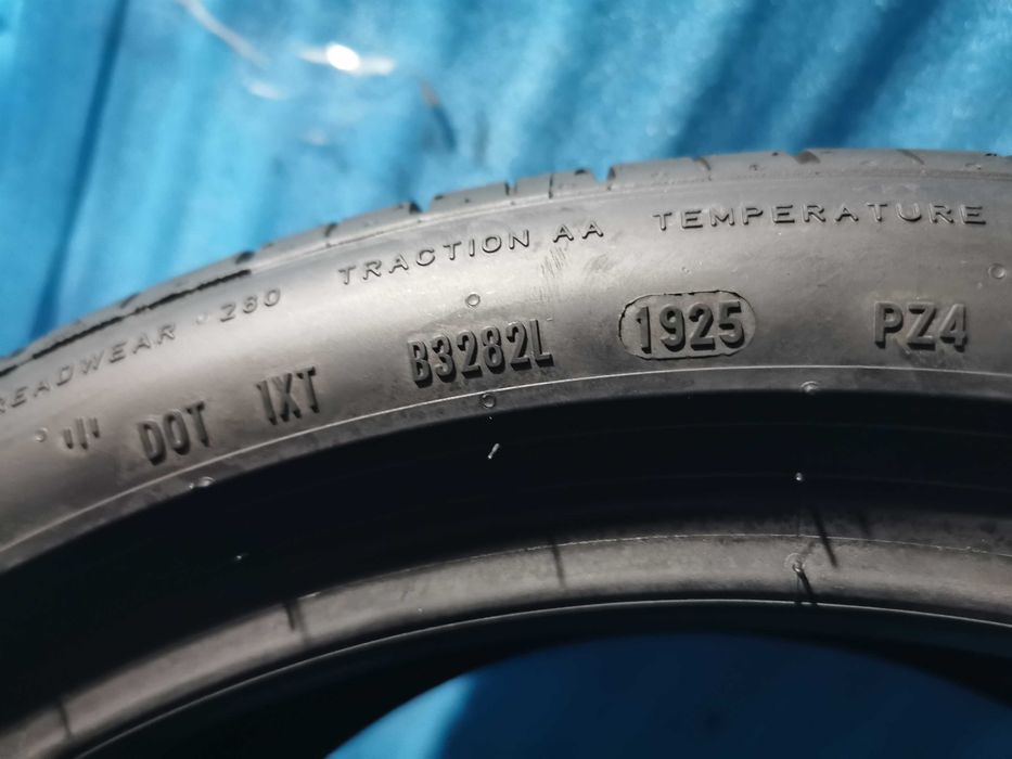 275/35 R19 - pirelli 2 bucati