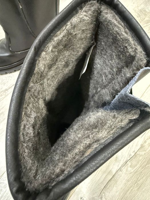 Продам зимнюю спец одежду