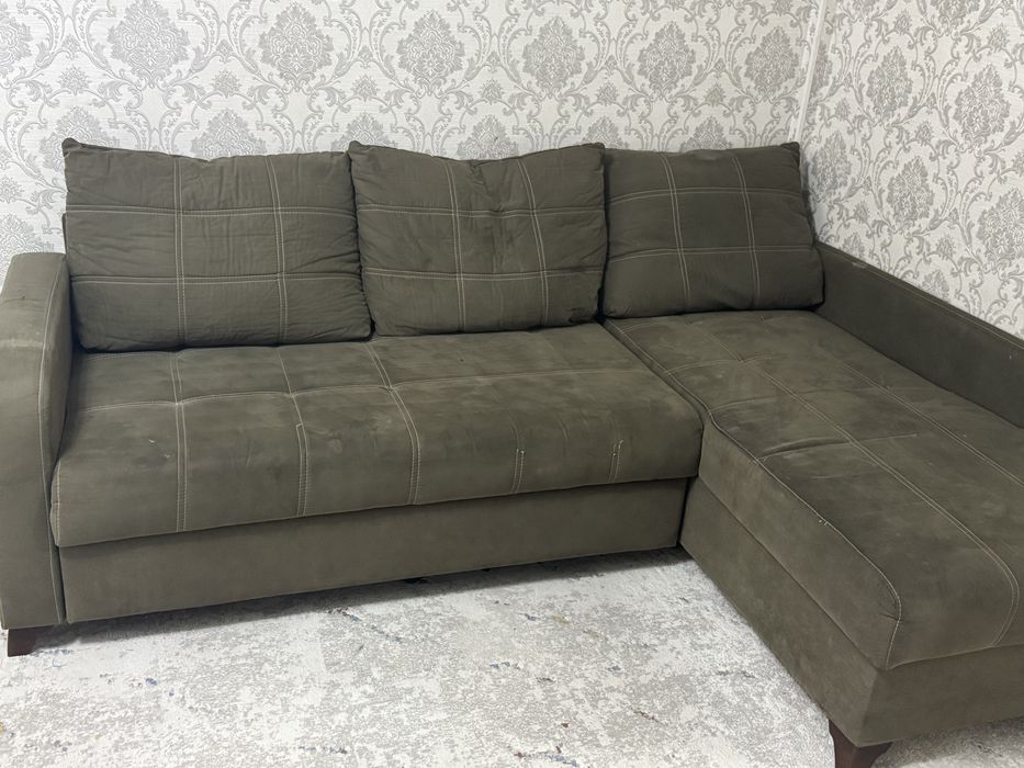 Диван раскладной б/у