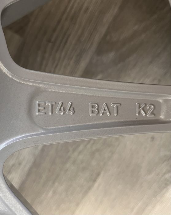 Оригинални джанти 16 цола 5х112 за Мерцедес със зимни гуми 205/60/16