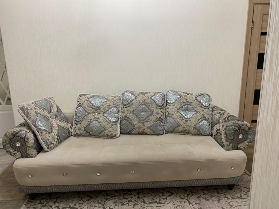 Продам диван б/у