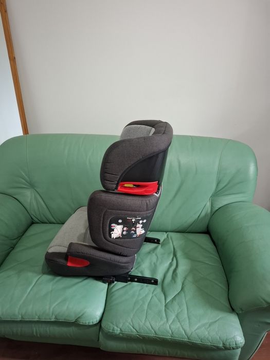Scaun auto cu isofix