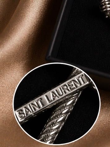 Брошка YSL C*H*A*N*E*L