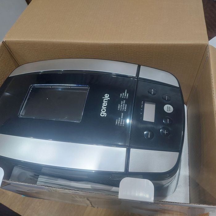 Продавам хлебопекарна Gorenje  – неизползвана