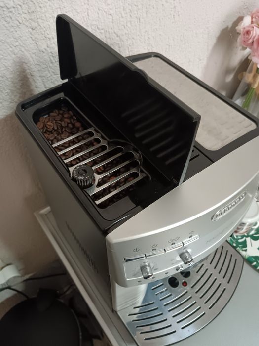 Кафемашина DeLonghi Magnifica ESAM 3200