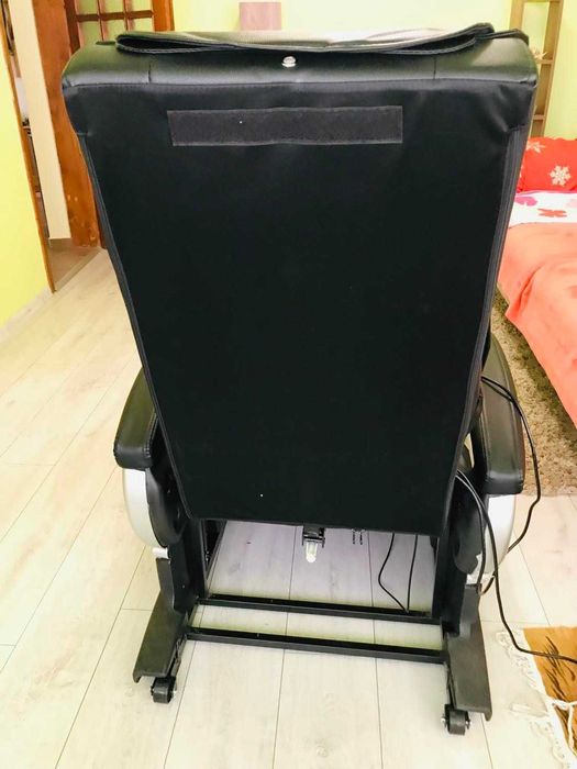 Професионален масажен стол