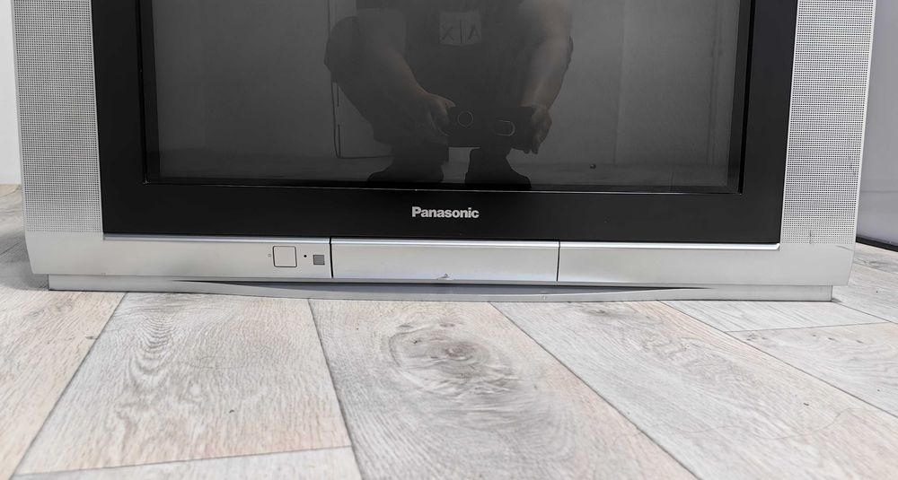 Телевизор Panasonic 29 дюймов