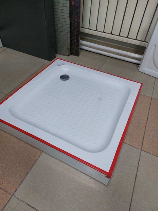 Продам новый поддон