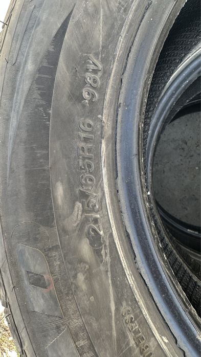 Продам шины 215,65,16