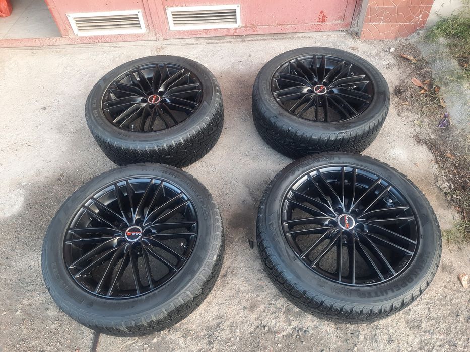 Продам зимнюю резину Nokian Hakapellita с дисками