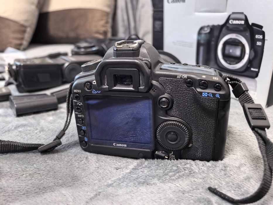 Canon 5d mark II + обективи + аксесоари