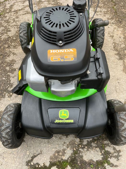 Самоходна моторна косачка JOHN DEERE 6.5 hp