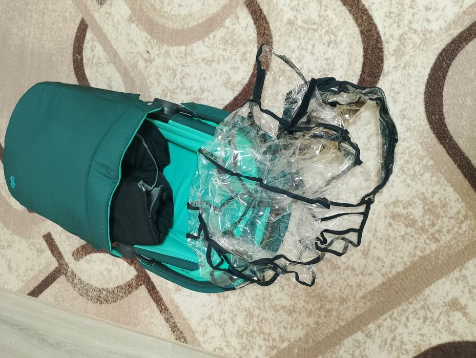 Продавам детска куличка