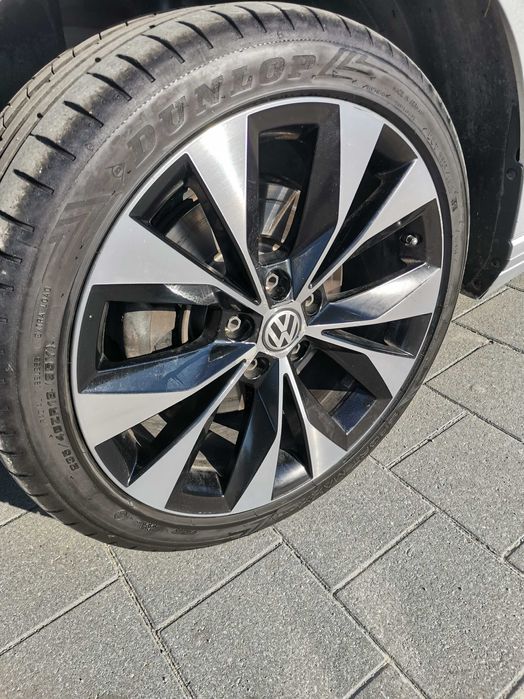 Летни гуми  Dunlop Maxx RT2-235х40х18