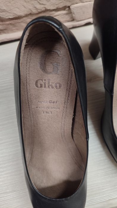 Дамски обувки естествена кожа