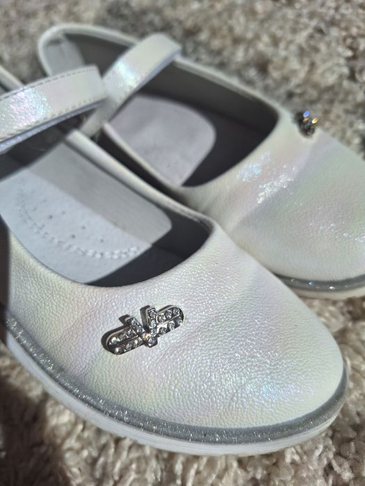 Pantofi albi - 20 cm interior