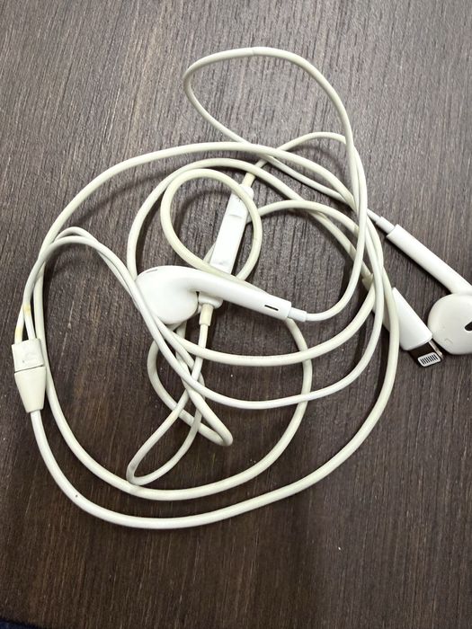 Наушник оригинал айфон