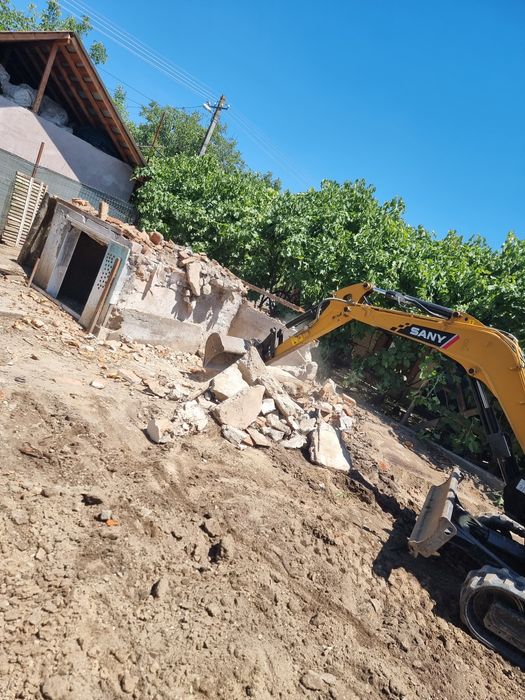 Spargere betoane , Taeri beton , Asfalt ,Piconari