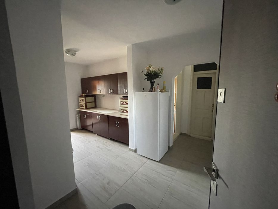 Apartament decomandat cu 2 camere