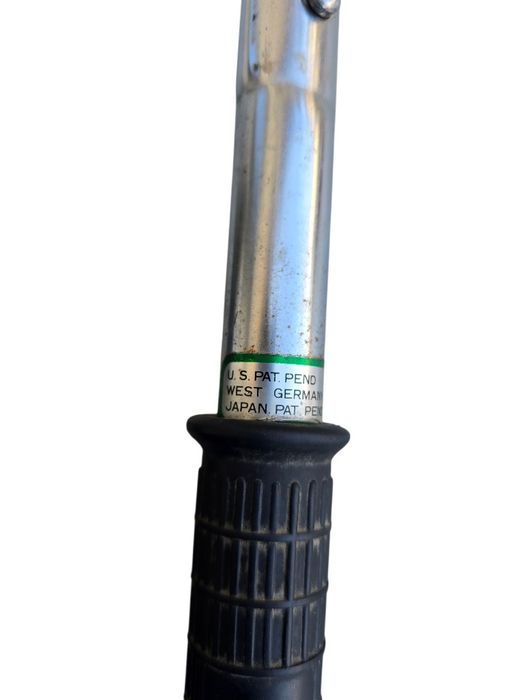 Kit supraviețuire militar