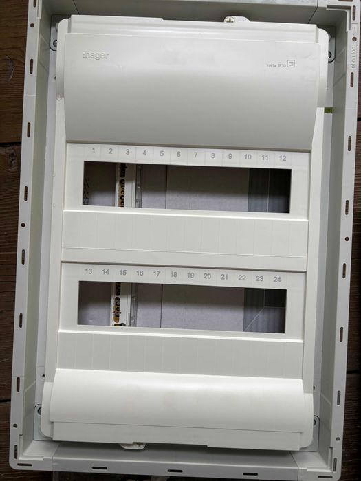 Tablou electric Hager VU24NE incastrat profesional IP30 nou nemontat