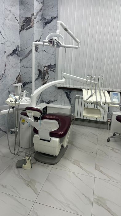 Стоматологическое кресло