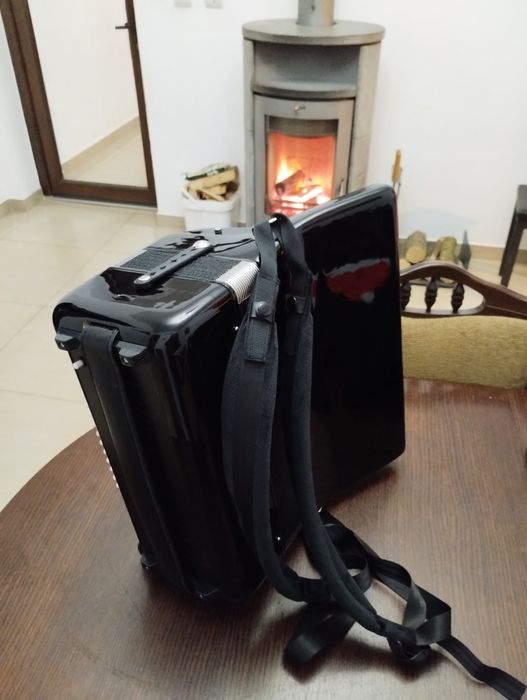 Acordeon Cantabile Secondo V ,72 Bași+ 5 Registre Import Germania,Nou