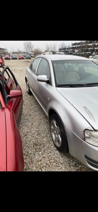 Dezmembrez Skoda Superb 1