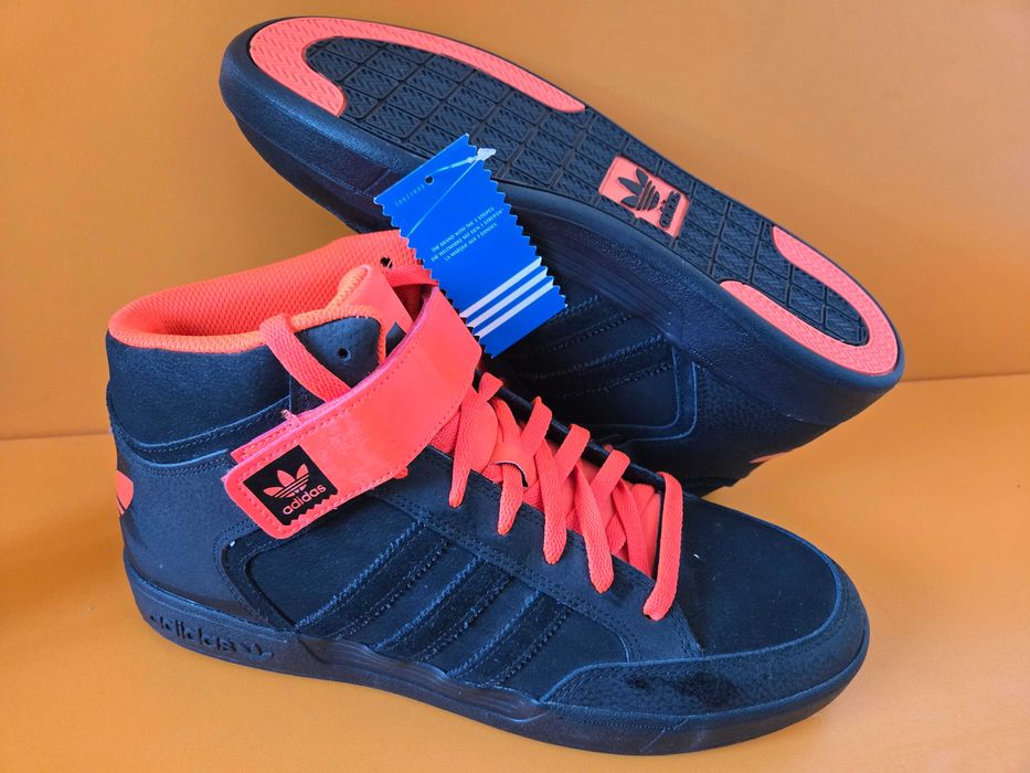 Adidas чисто нови с етикет мъжки баскетболни обувки 45 1/3