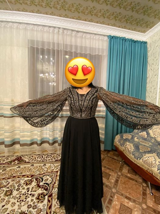 Вечернее платье