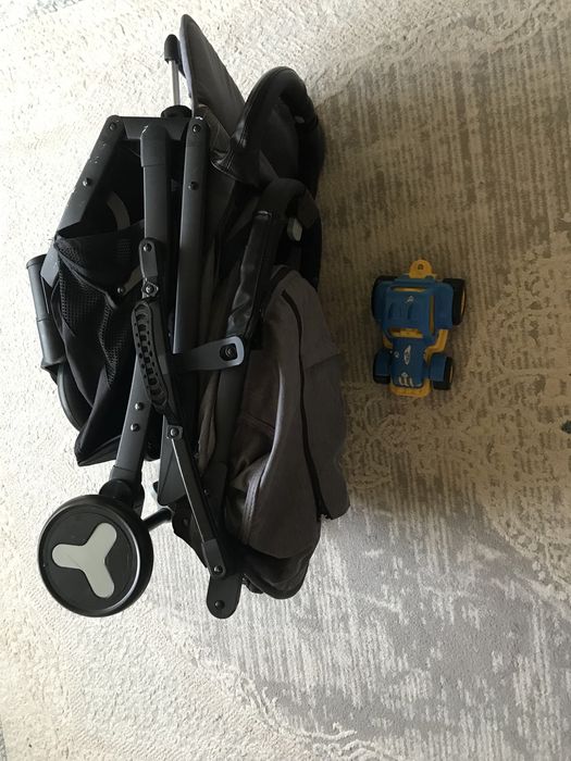 Продам детскую коляску