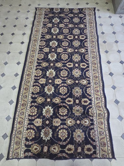 Ковры б/у, цены договарные