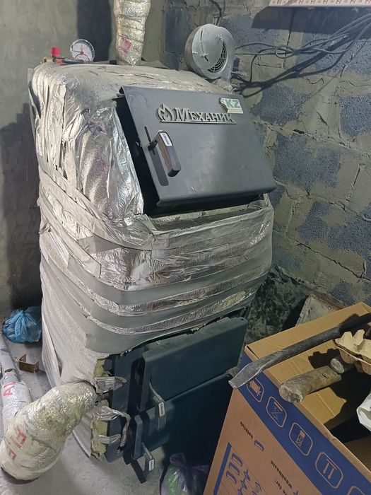 Продам срочно котель механик на 150 квм