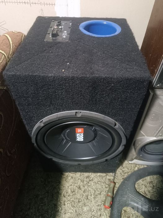 Активный сабвуфер JBL 1200W