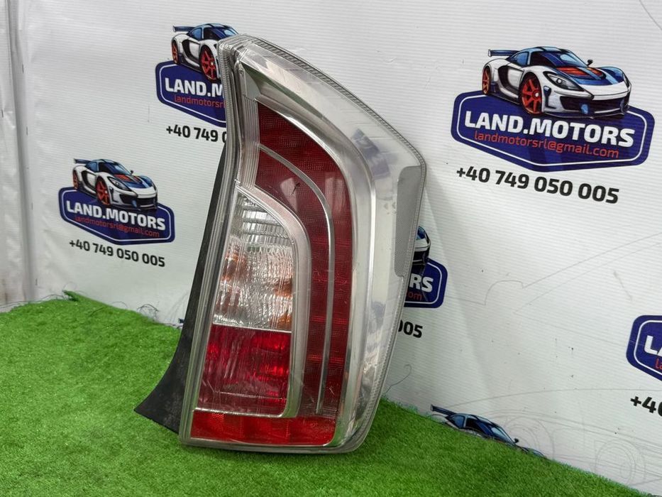 STOP TRIPLA ARIPA DREAPTA TOYOTA PRIUS 2012 HYBRID 1.8 BENZINA Hatchback COD OEM 8155147180 2009-2015