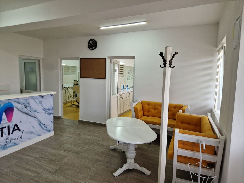 Spatiu comercial de inchiriat la Sura Mare , 116mp