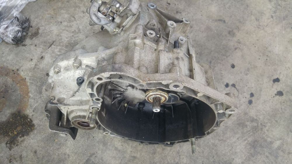 cutie viteze 1.9 d multijet fiat stilo 192a8000 192 a8.000  2005-2006