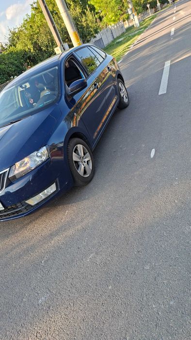 Vând Skoda Rapid 2015