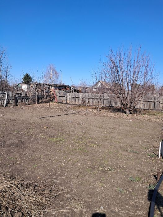 Продам дачный участок с домиком