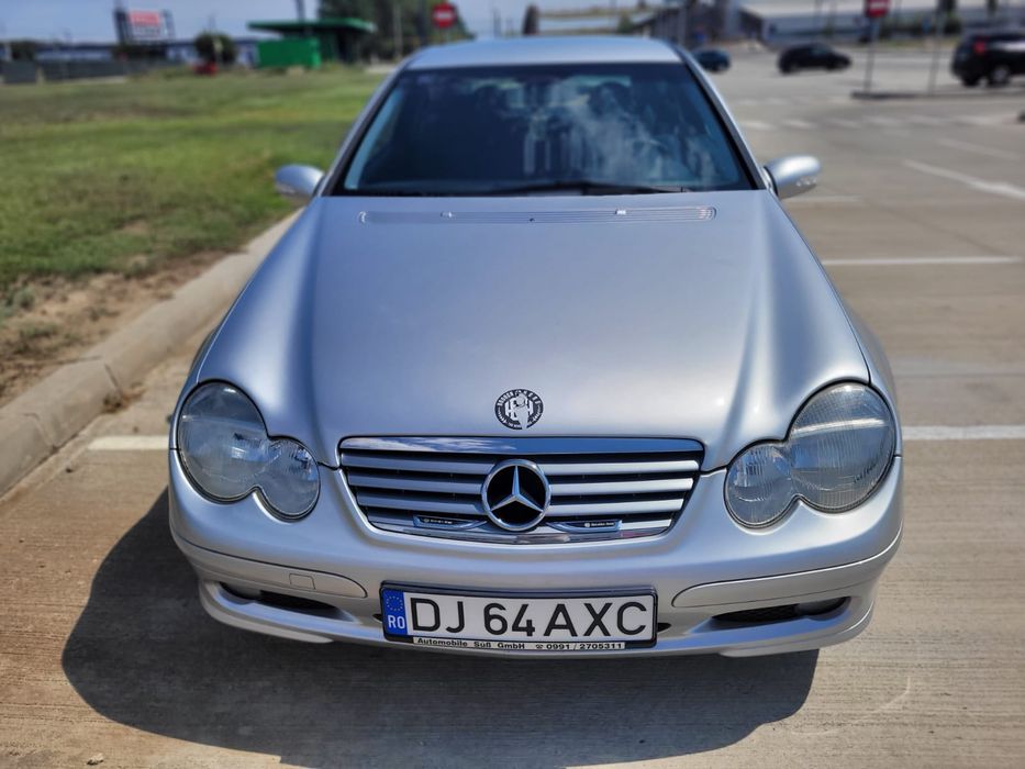 Vând sau schimb cu dacia papuc sau duba