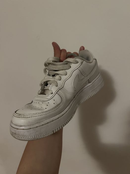 Adidasi Nike(Air force )