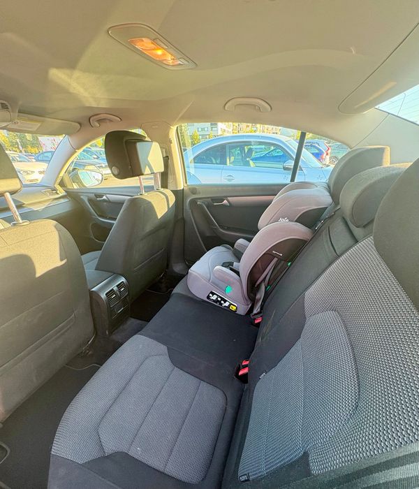 Volkswagen Passat Comfortline | 2.0 TDI 140 CP | DSG 6