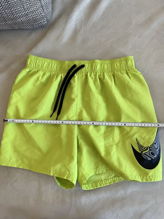 Страхотен неонов мъжки бански/шорти на Nike