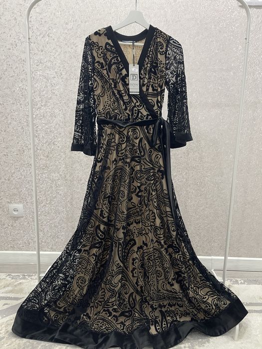 Платье новое